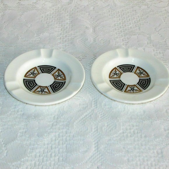 2 WEDGWOOD ASIA Bone China Ashtrays Black Gold Greek Key Design - Picture 2 of 4